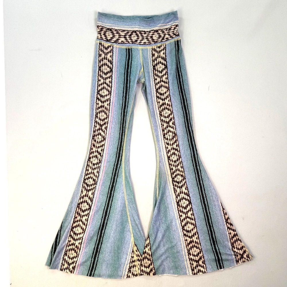 Teeki Women Blue Serape Print Bell Bottom Yoga Pants Flare Leggings Small USA